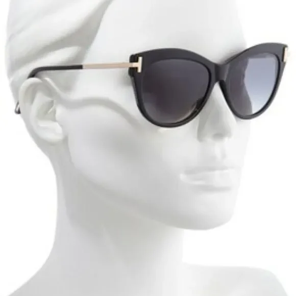 NEW Tom Ford FT0821/S KIRA 01D Black Polarized Gradient Cat Eye Women Sunglasses